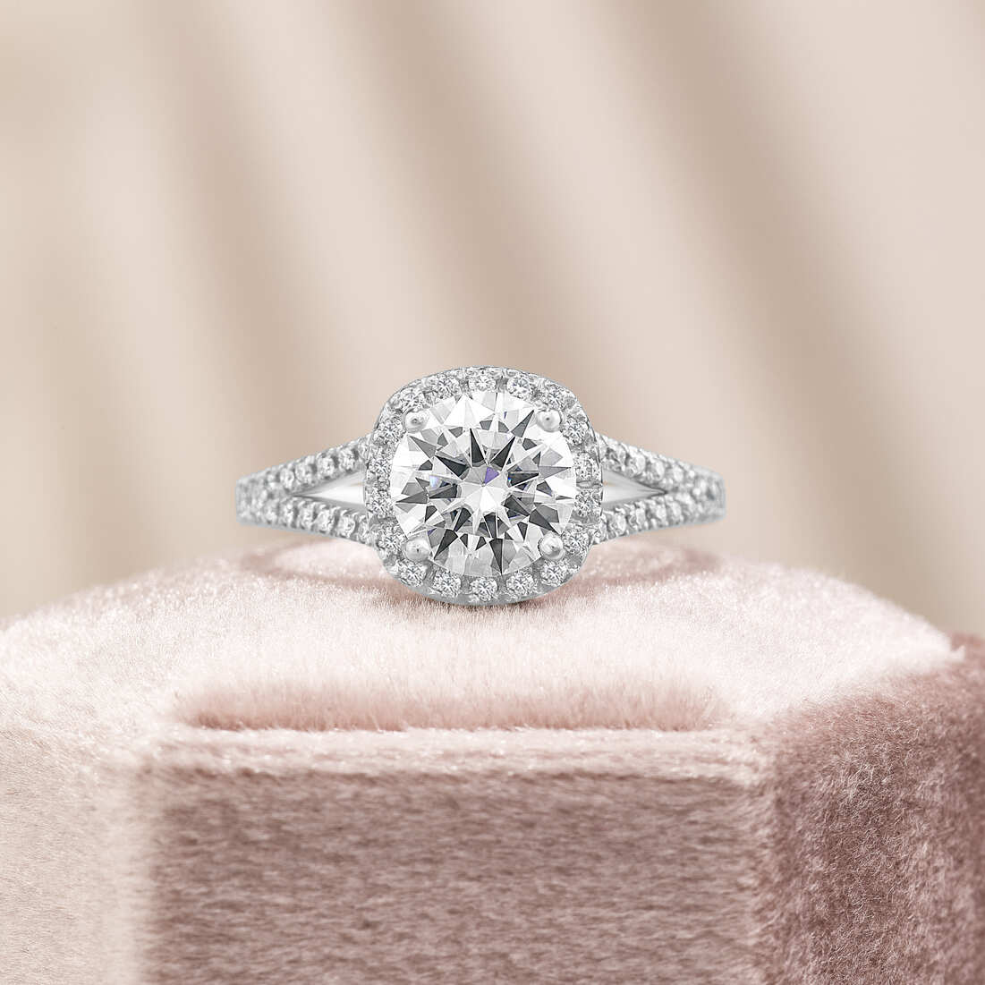 Layla 1.4 ct Lab Grown Round Cut Split Shank Halo Diamond Engagement Ring
