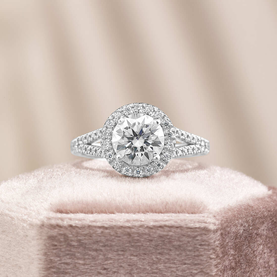 Luna 2.82 ct Lab Grown Round Cut Halo Split Shank Diamond Engagement Ring