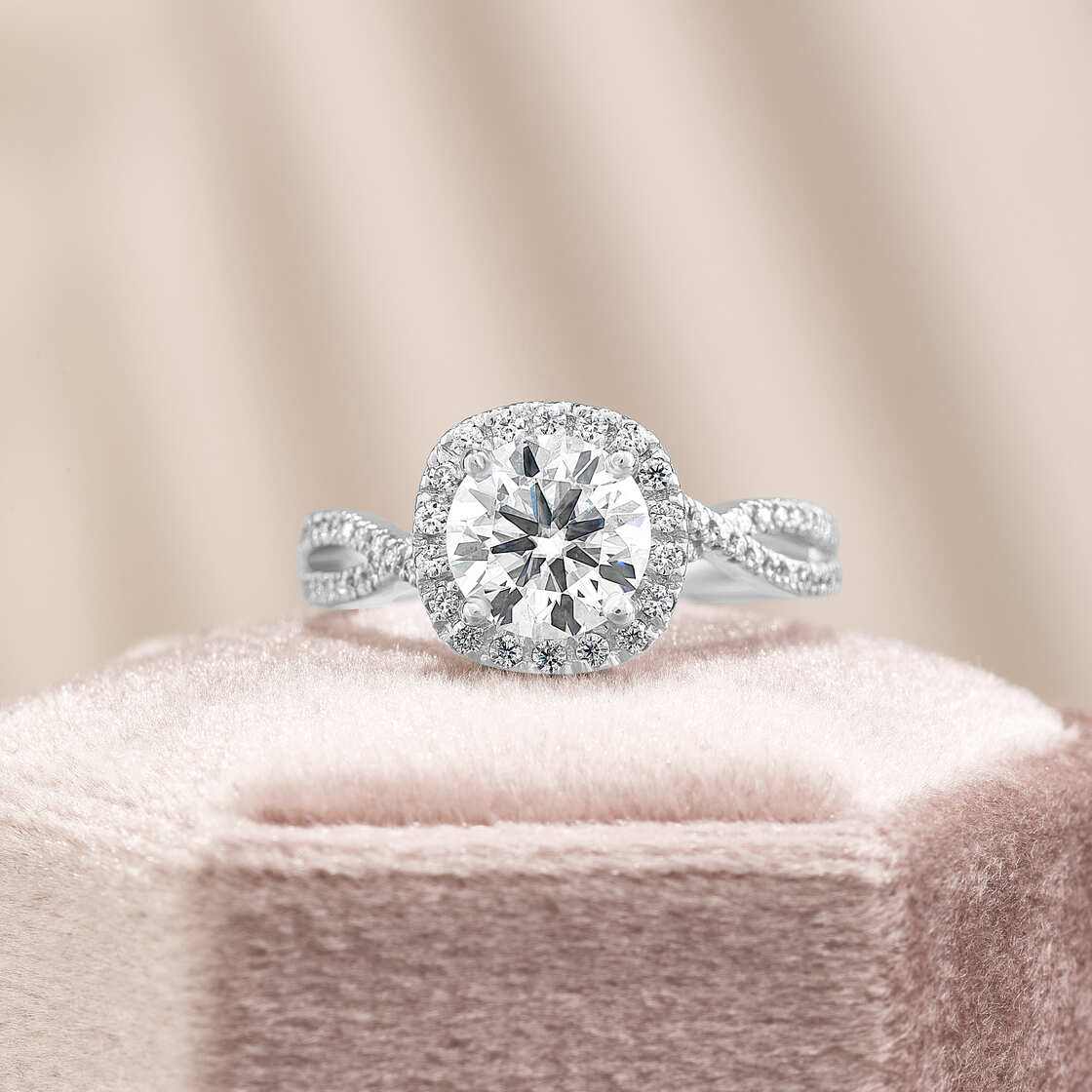 Eliana 3.37 ct Lab Grown Round Cut Halo Pave Diamond Engagement Ring
