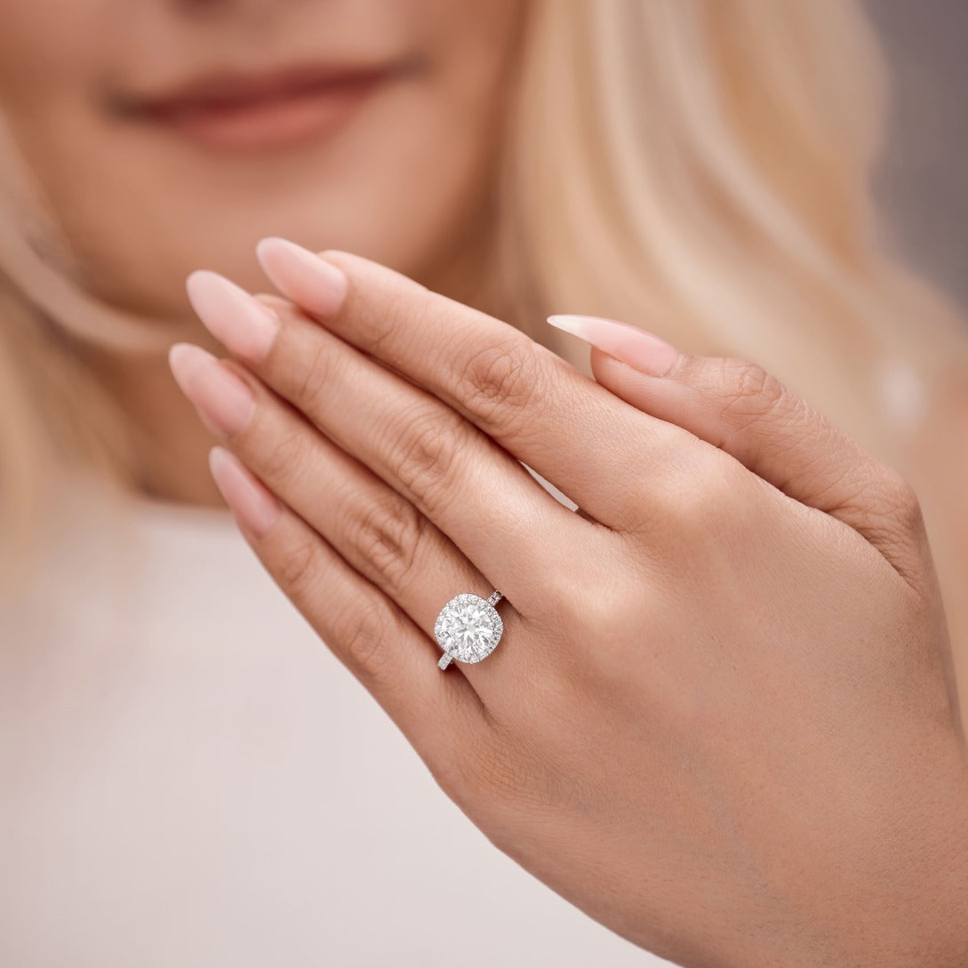 Aaliyah 2.33 ct Lab Grown Round Cut Pave Halo Diamond Engagement Ring