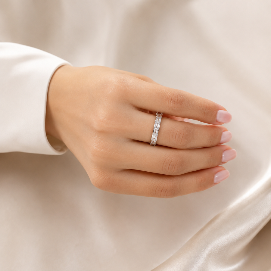 1.00 CT Lab-Grown Diamond Half Eternity Ring in 14K White Gold (D–F / VS1–VS2)