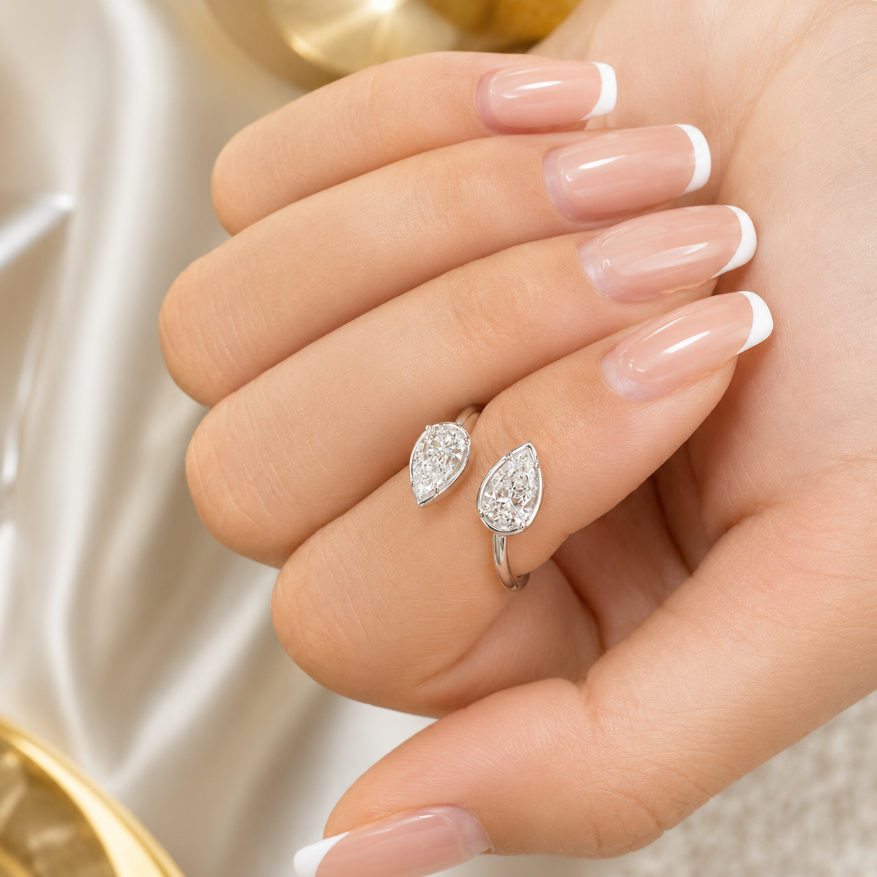 2.00 CT Toi et Moi Lab-Grown Diamond Ring in 14K Gold (D–F / VS1–VS2)