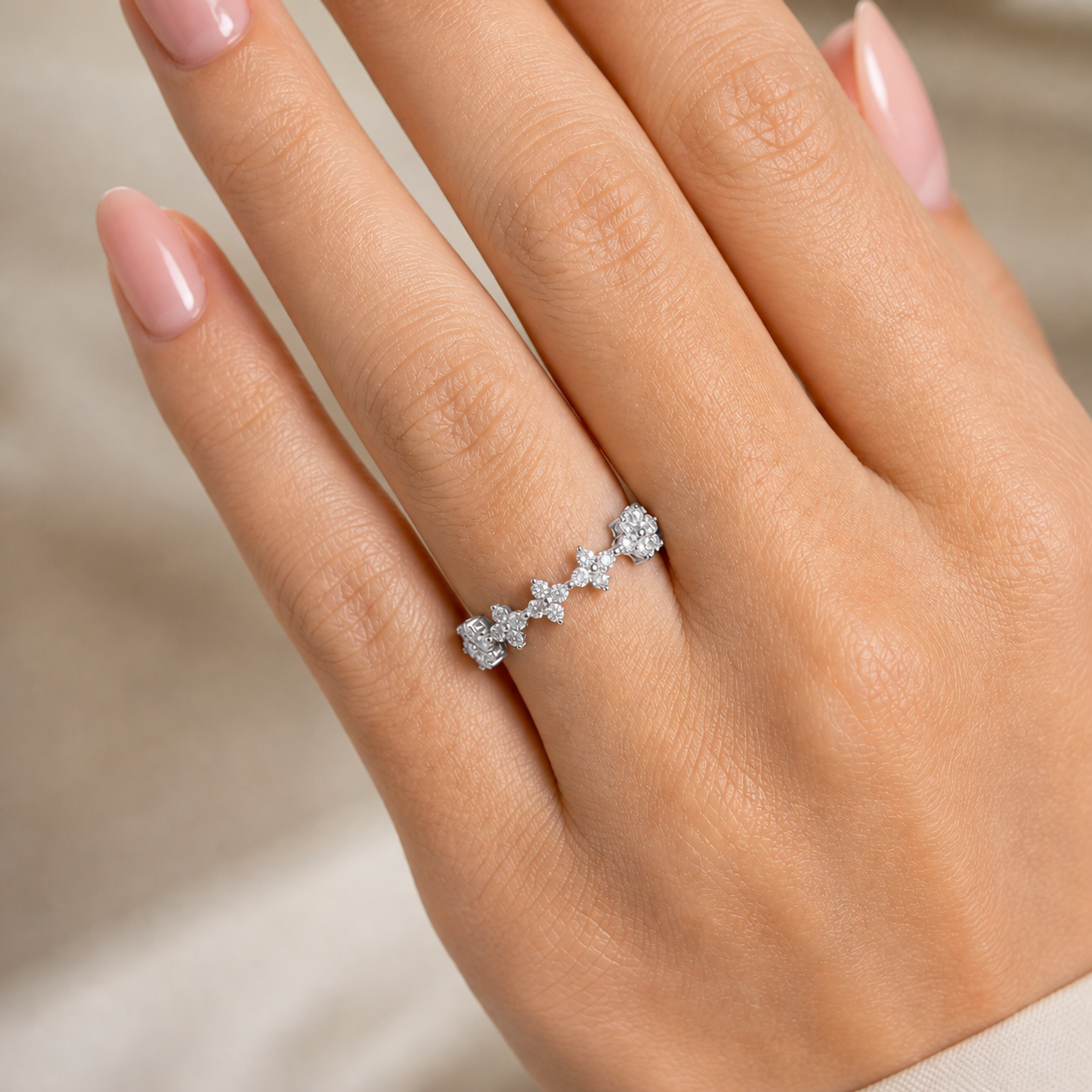 14K White Gold Lab-Grown Diamond Cluster Fashion Ring (1.00 CTW – D–F / VS1–VS2)