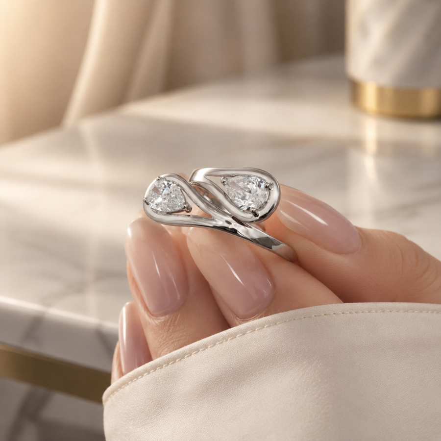 1.10 CT Toi et Moi Lab-Grown Diamond Ring in 14K Gold (D–F / VS1–VS2)