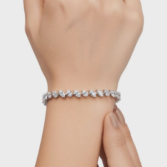 6.03 Carat Pear Cut Diamond Tennis Bracelet VS1 D F White Gold 14k