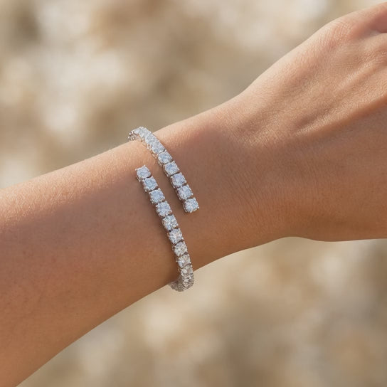 4.74 Carat Round Cut Diamond Bangle Bracelet VS1 D F White Gold 14k — product video
