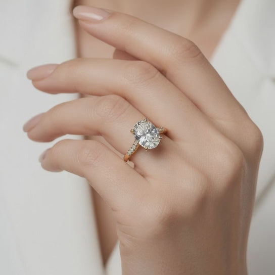Ginevra 3.2 Carat Oval Cut Tapered Engagement Ring